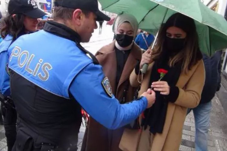 İstanbul Emniyeti’nden kadınlara çiçek