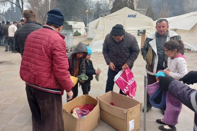 Antalya Kumluca Amatör Spor’dan afet bölgesine yardım eli