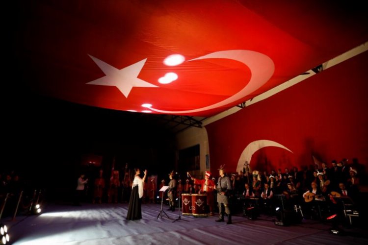 Bursa İnegöl’de şehitler için muhteşem gece