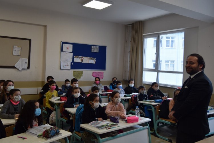 Bursa Orhangazi’de eğitime yakın mercek