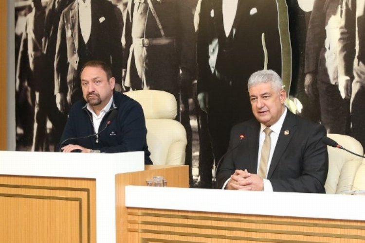 İzmir Çiğli’de depremzedeler için konaklama teyakkuzu