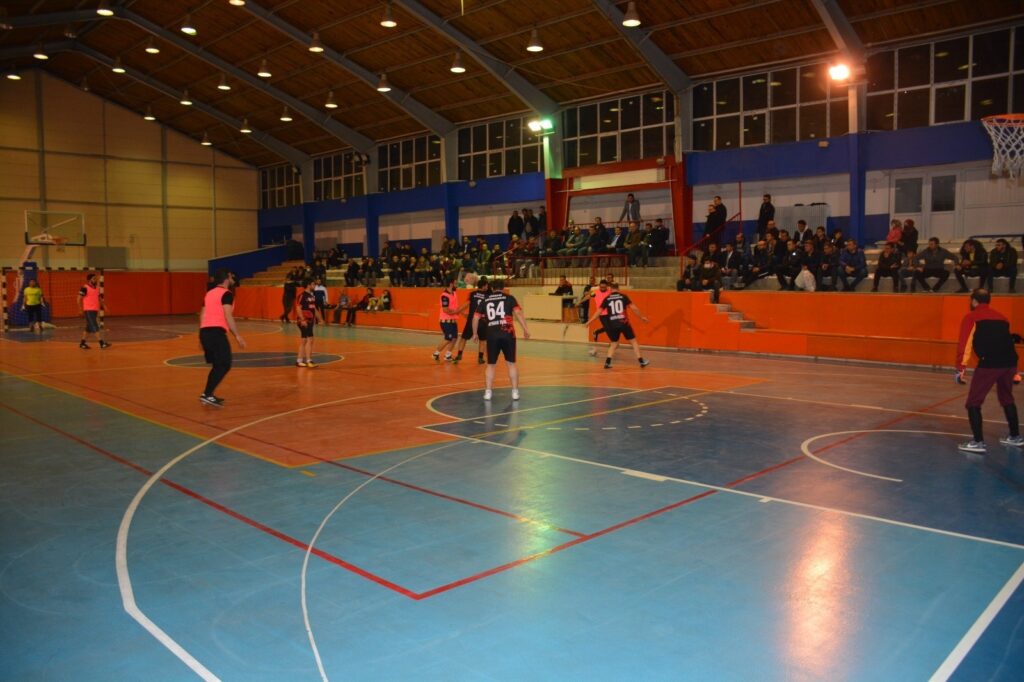 Emirdağ’da futsal turnuvası devam ediyor