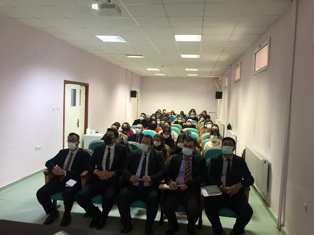 Sağlık çalışanlarına Kanser Randevu Sistemi tanıtıldı