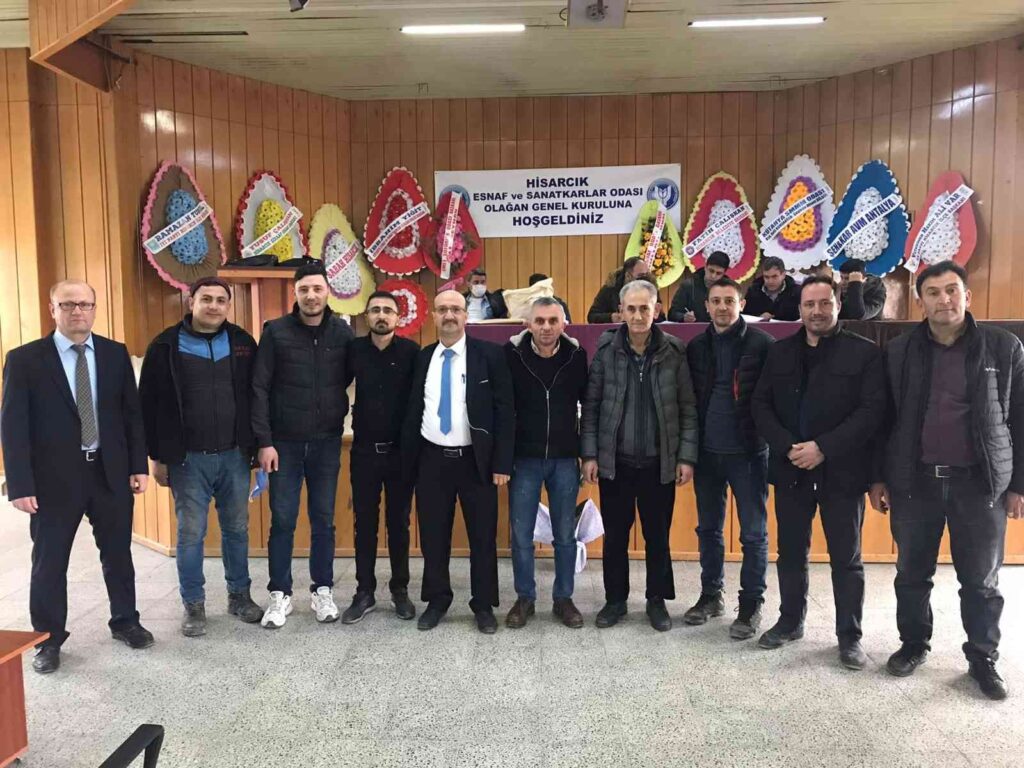 Hisarcık Esnaf ve Sanatkarlar Odası Başkanı Tosun, güven tazeledi