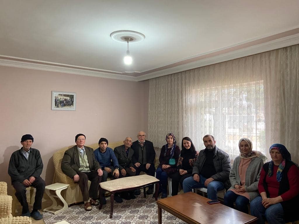 Başkan Tekin, Huzurevi’nde yaşlılarla bir araya geldi