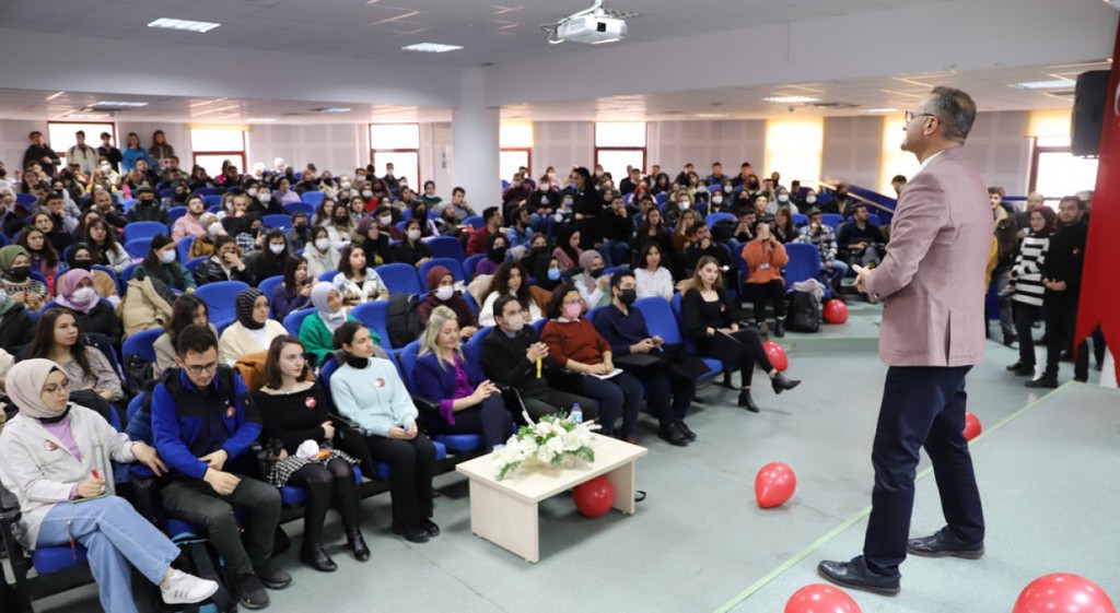 DPÜ’de “Eğitimde Motivasyon ve Stres Yönetimi” etkinliği