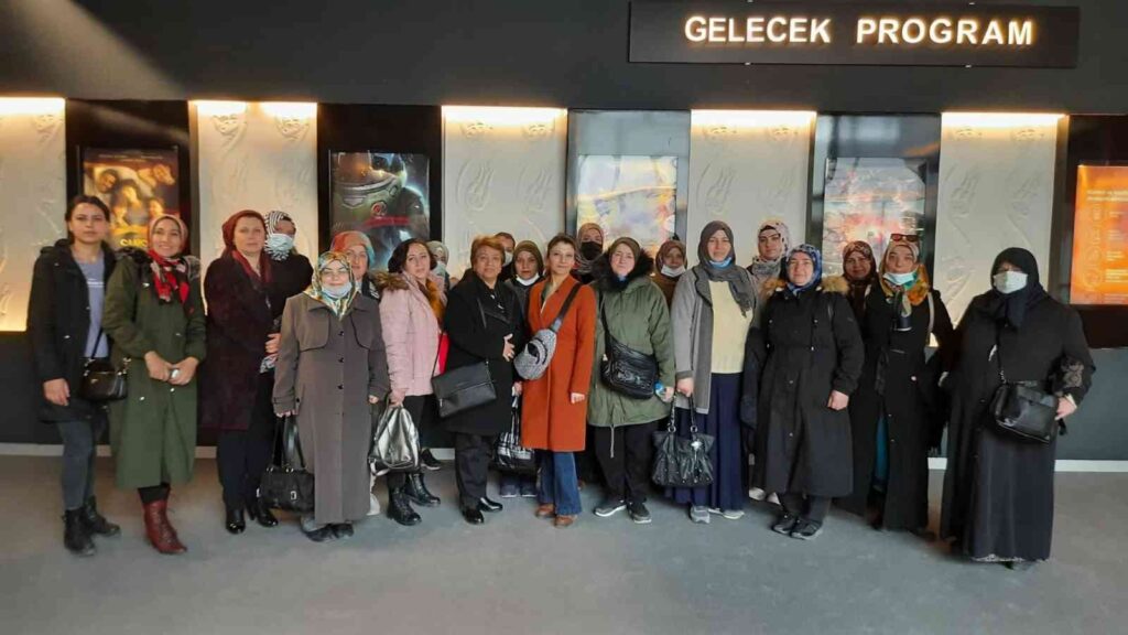 Dumlupınar’da kursiyerler için sinema etkinliği düzenlendi