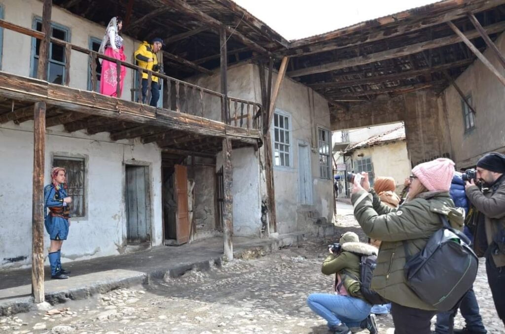 Emet’in tarihi ve doğal güzelliklerini tanıtım çalışmaları