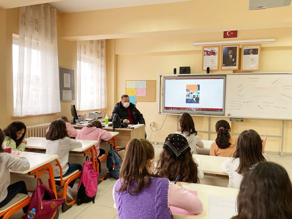 “Gazetecilik fedakârlık gerektiren bir meslek”