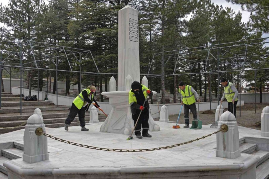İnönü Savaşları Şehitliği’nde hazırlıklar sürüyor