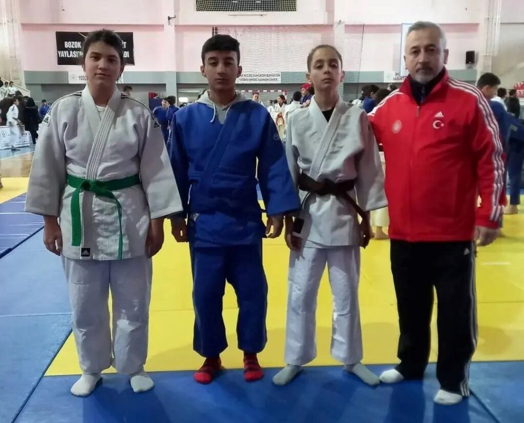 Kütahyalı Sefa Güler, judoda Türkiye üçüncüsü oldu