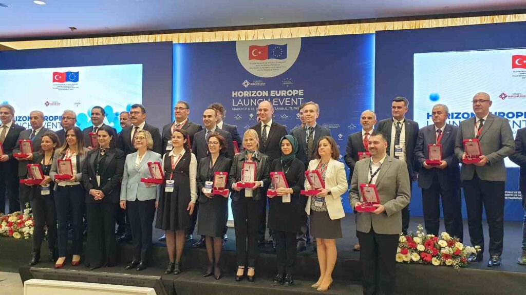 Lande’ye TÜBİTAK ödülü