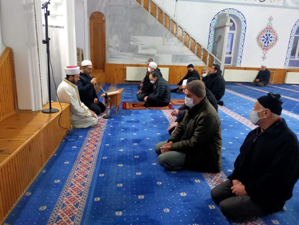 Sabah namazı buluşması Vali Kızılkaya’nın da katılımıyla gerçekleştirildi