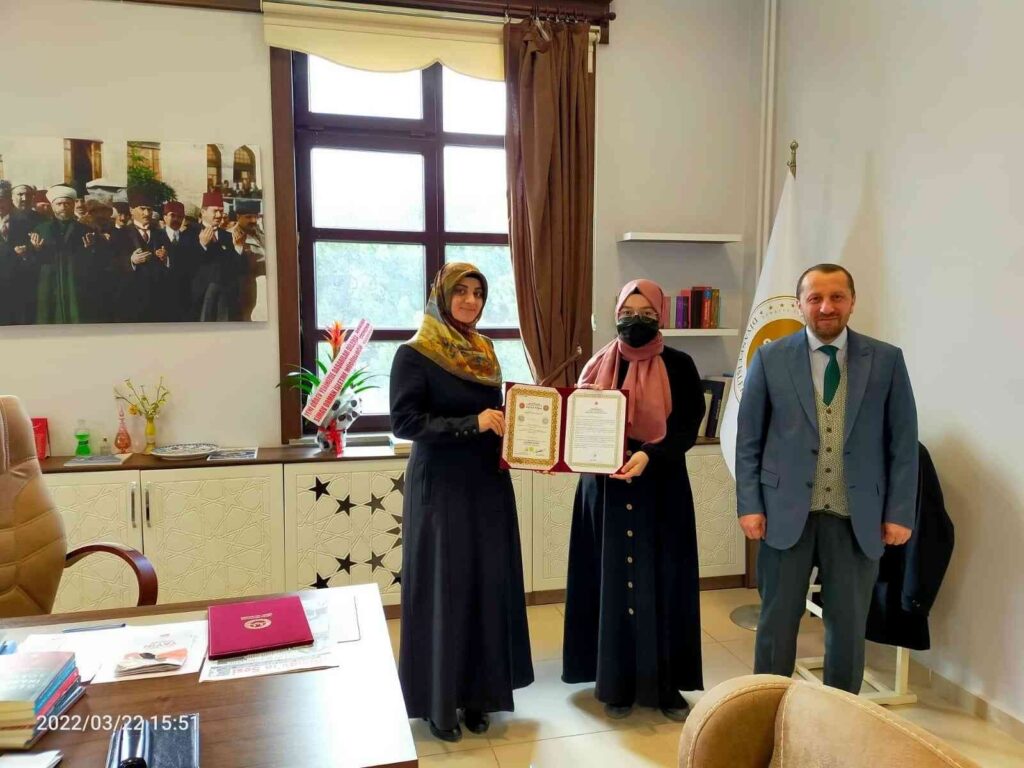 Simav’da hafız öğrencilere belgeleri teslim edildi