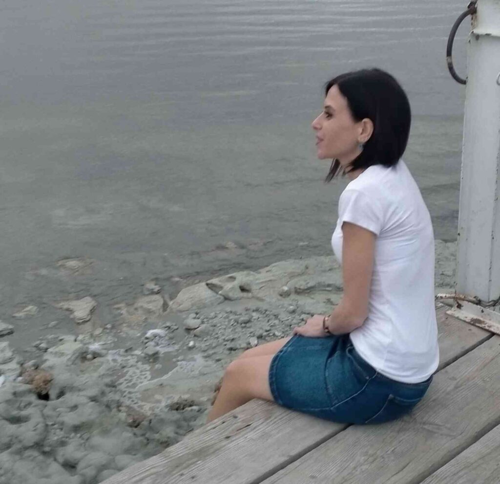 Afyonkarahisar’da eski koca dehşeti: Sokak ortasında 10 bıçak darbesi