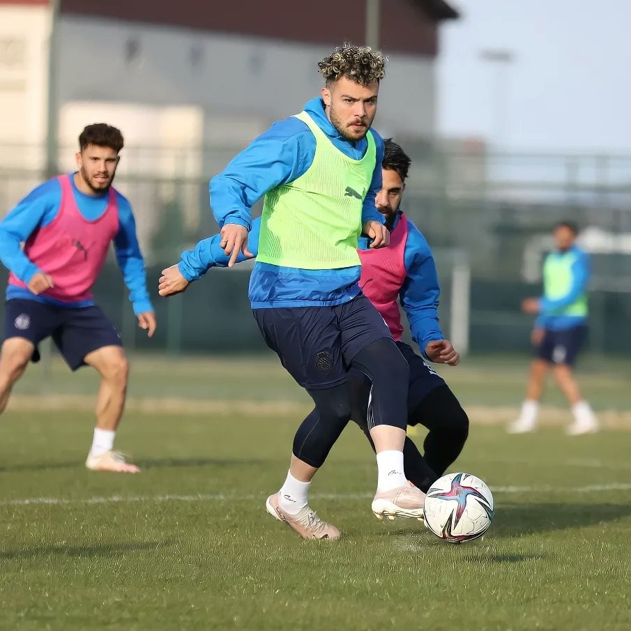 Afyonspor, Sivas Belediyespor maçı hazırlıklarına sürdürüyor