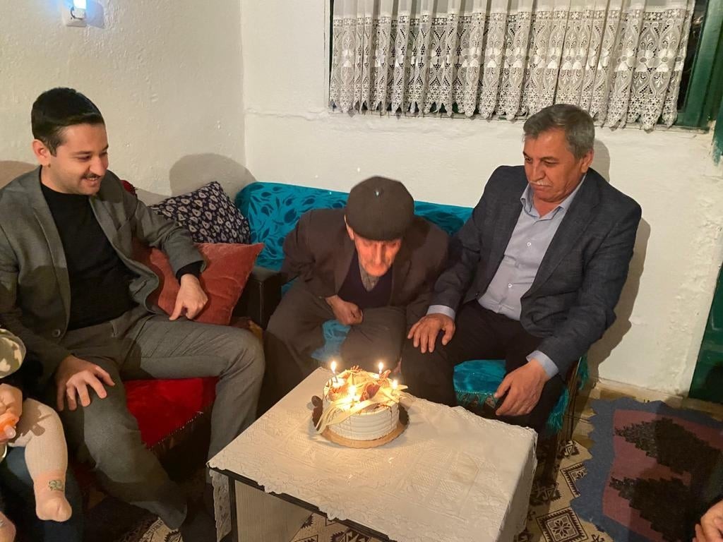 Altıntaş’ta “Bir Dilim Mutluluk“ isimli proje