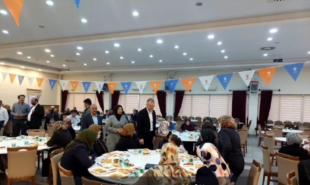 Aslanapa’da vefa iftarı