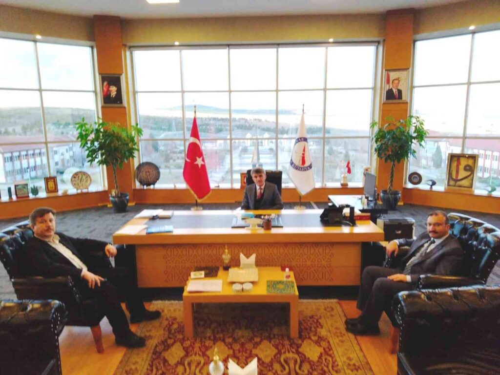 Başkan Doğan’dan Rektör Uysal’a taziye ziyareti