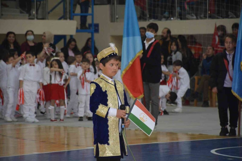 Bilecik’te 23 Nisan Ulusal Egemenlik ve Çocuk Bayramı coşkuyla kutlandı