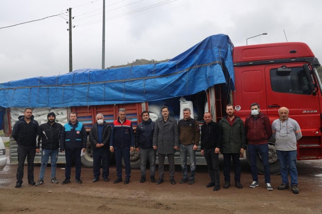 Bilecik’te 260 arıcıya 54 ton şeker desteği verildi