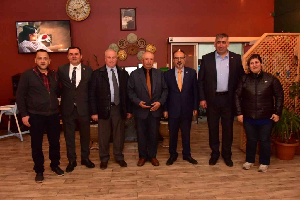 Bozüyük’te muhtarlar iftar yemeğinde buluştu