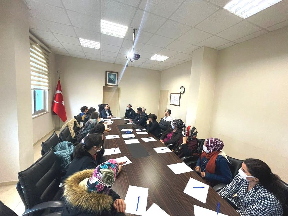 Dumlupınar’da uyuşturucu ile mücadele toplantısı