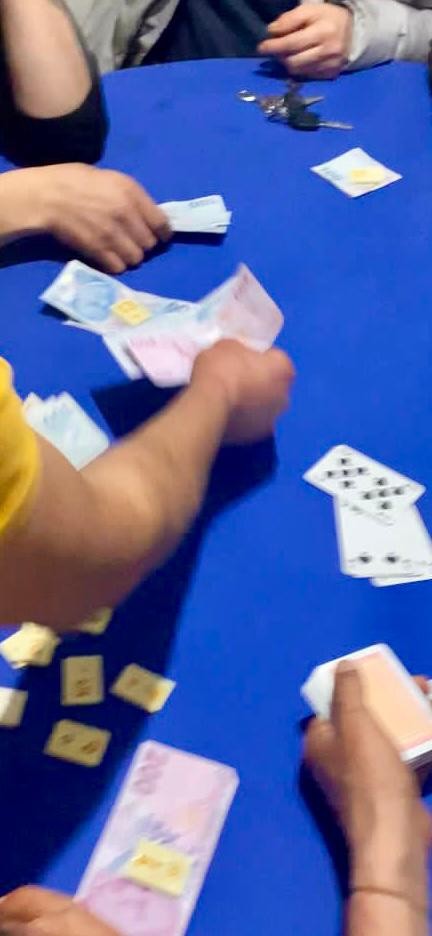 Kumar oynayan 16 kişiye 30 bin 923 TL para cezası kesildi