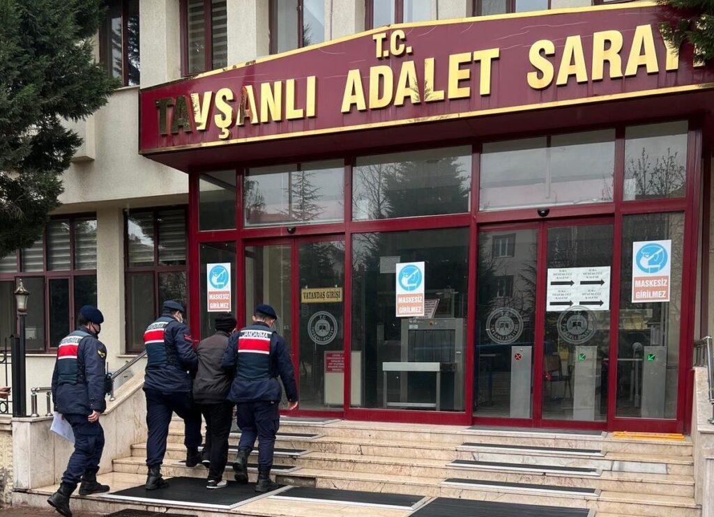 Kütahya’da cezaevi firarisi yakalandı