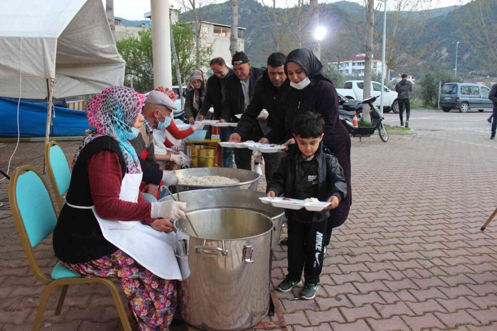 Osmaneli’de ’Dünya Yetimler Günü’ programı düzenlendi