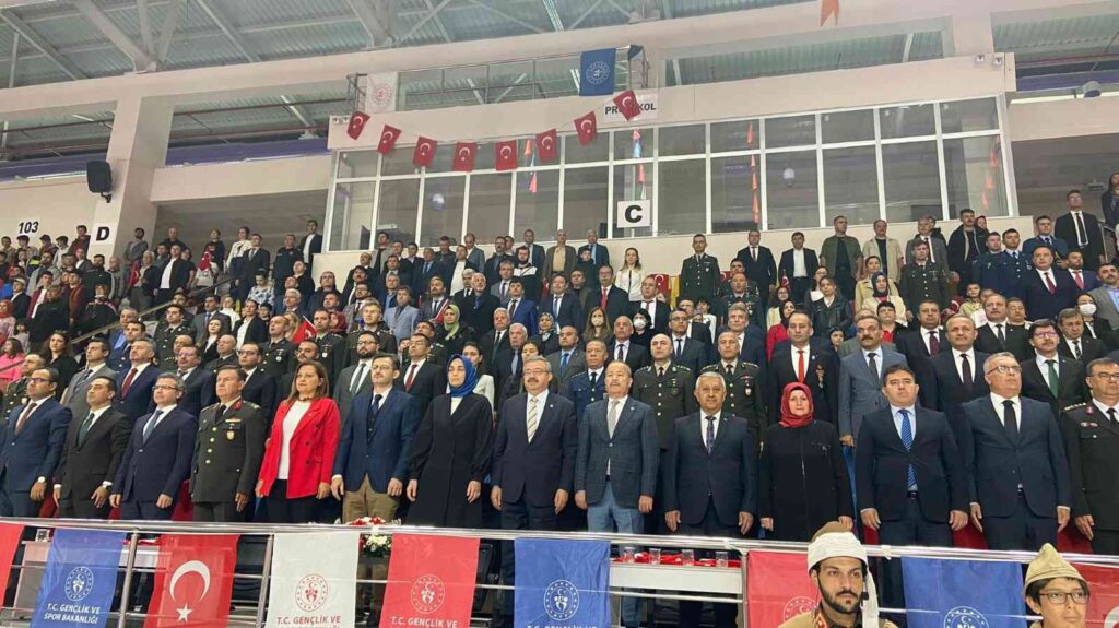 Afyonkarahisar’da 19 Mayıs coşkuyla kutlandı