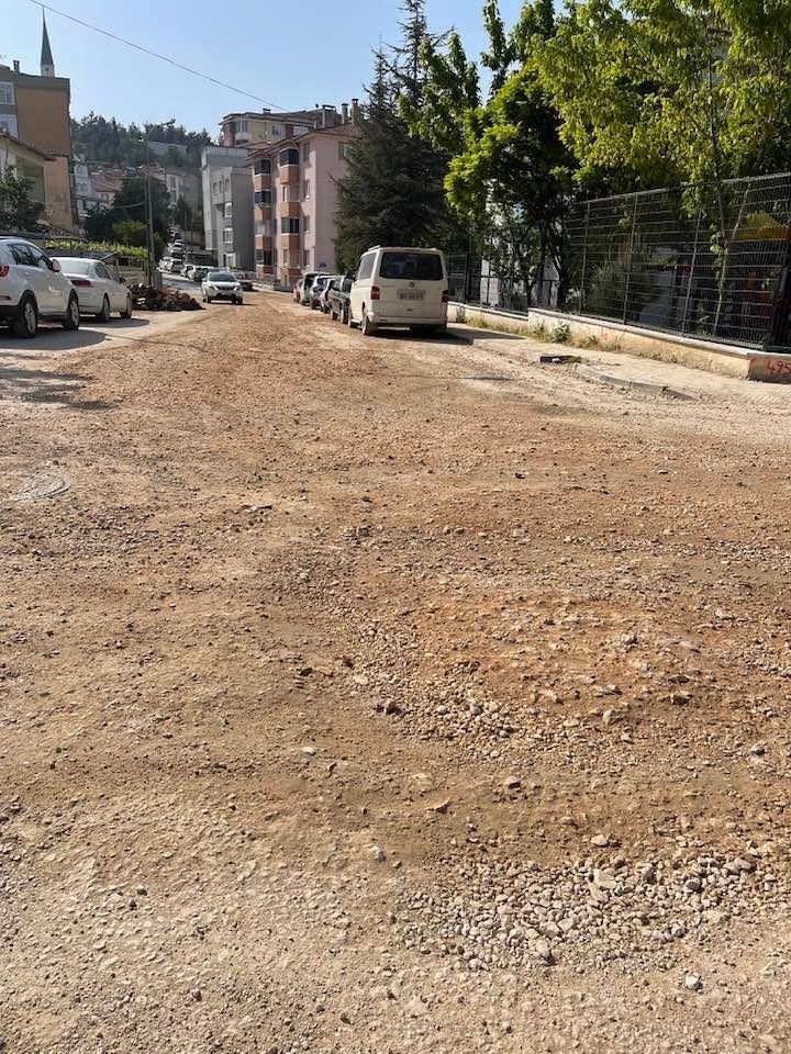 AK Parti Bilecik İl Başkanı Yıldırım’dan yol tepkisi