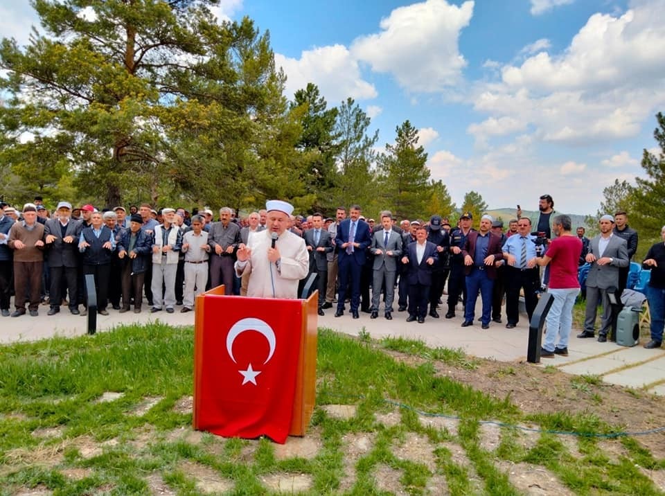 Altıntaş’ta yağmur duası