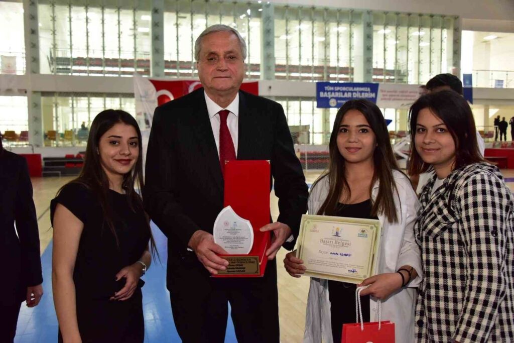 Bozüyük’te 19 Mayıs coşkuyla kutlandı