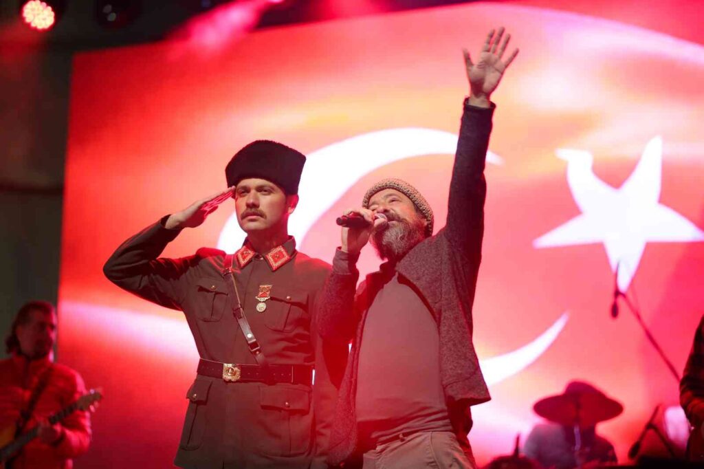 Kütahya’da Feridun Düzağaç konseri