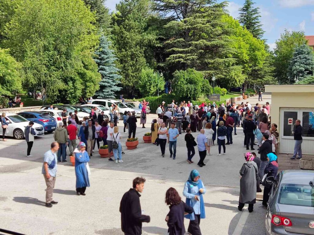 Eskişehir’de YKS 2022 ikinci oturum heyecanı