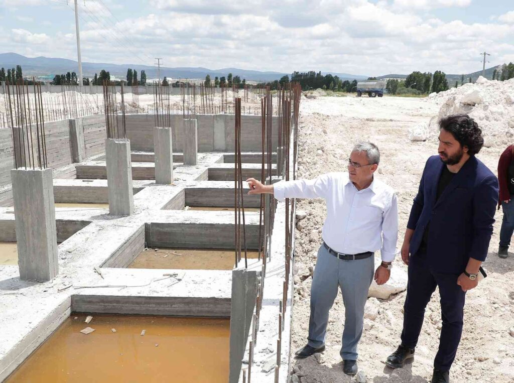 Kütahya’ya yeni kamyon garajı