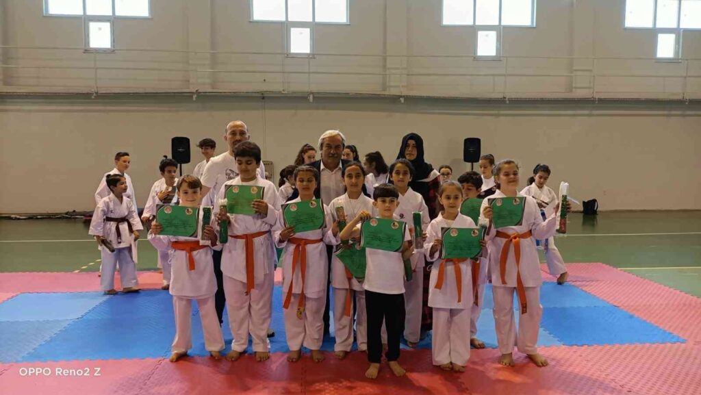 Osmaneli’nde kuşak töreni düzenlendi