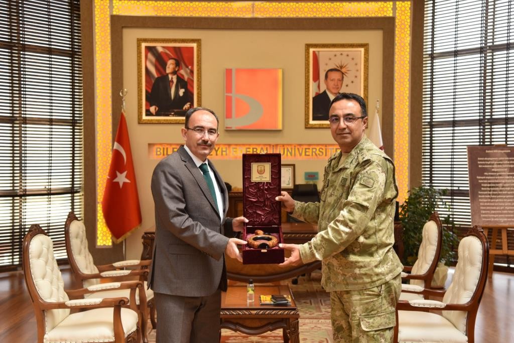 Rektör Beydemir’e Garnizon Komutanı Yüzbaşı Ferhat İnanç’tan ziyaret