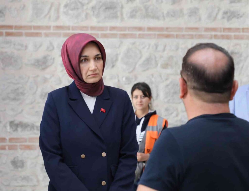 Vali Yiğitbaşı spor alanındaki çalışmalar hakkında bilgi aldı