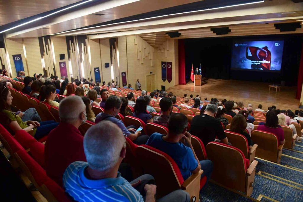 15 Temmuz kahramanları Anadolu Üniversitesinde anıldı