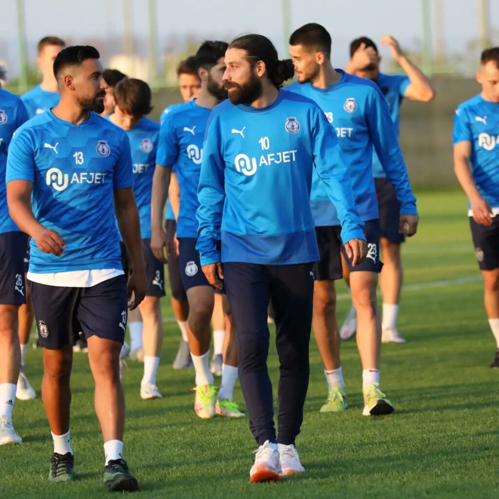 Afyonspor sezonun ilk antrenmanına çıktı