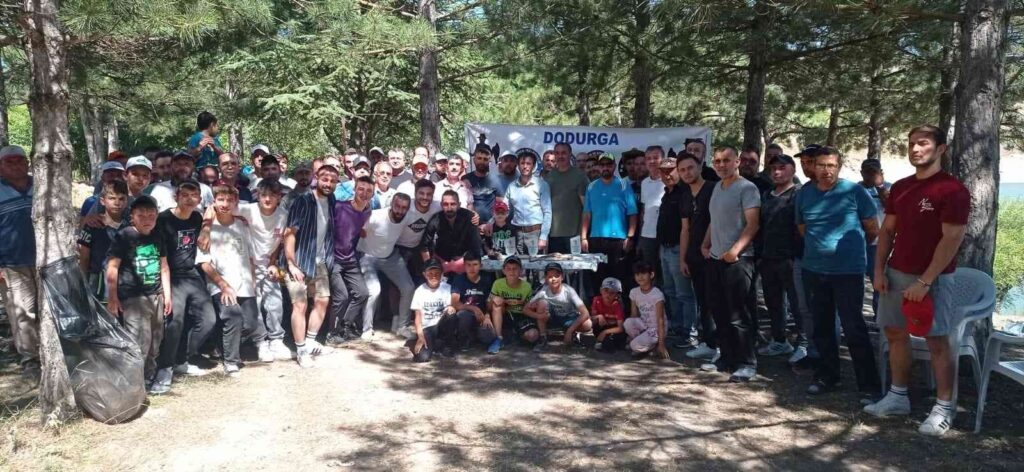 Balık Tutma Turnuvası Büyük İlgi̇ Gördü