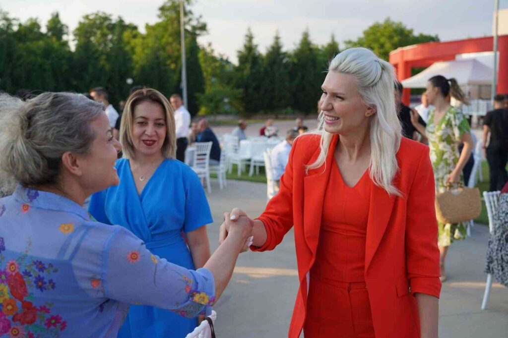 Belediye çalışanları bayram yemeğinde buluştu