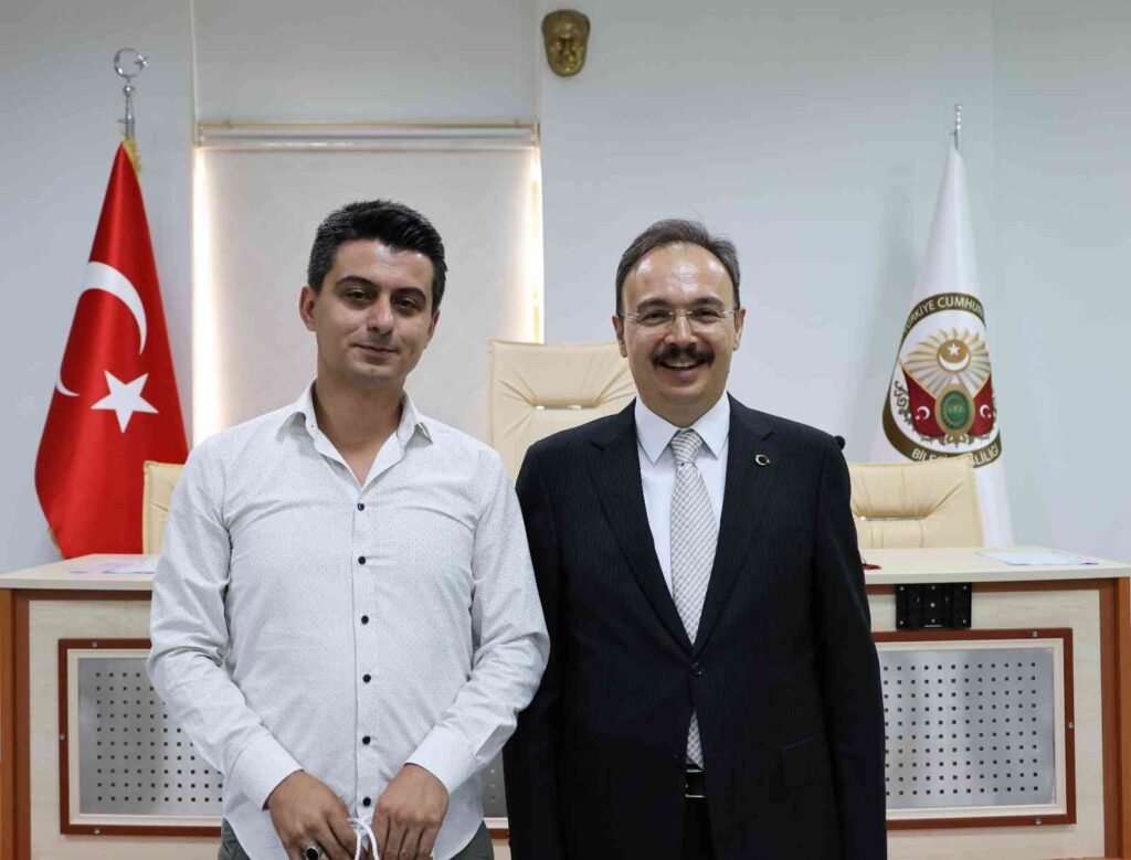 Bi̇leci̇kte Si̇garayı Bırakan 217 Ki̇şi̇ Ödülü Kaptı