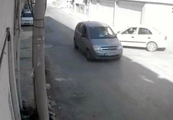 Di̇kkatsi̇z Sürücü Kazaya Neden Oldu