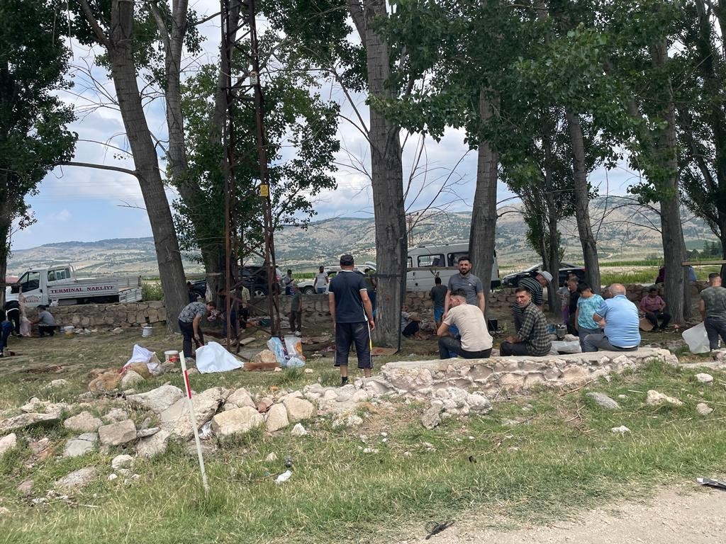 Eskişehir’de uygunsuz koşullarda kurban kesimi