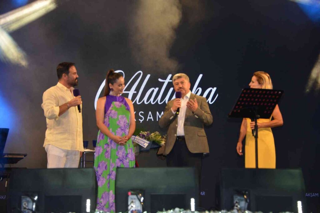 Gedi̇zde “Alaturka Akşamlar” Rüzgarı