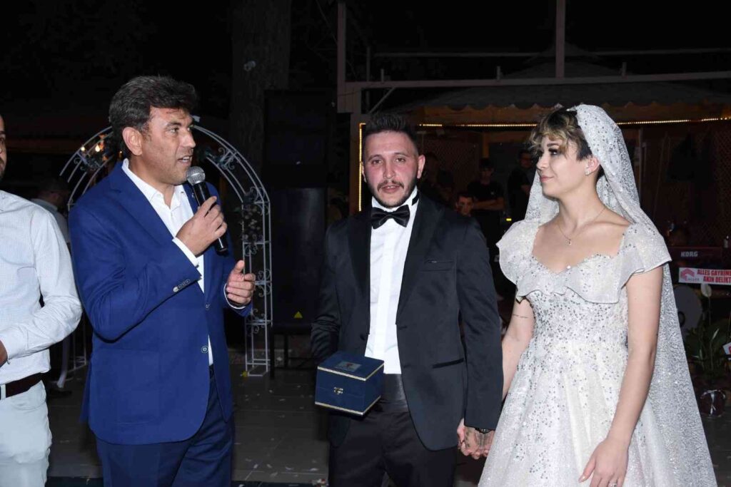 Görkemli̇ Düğün