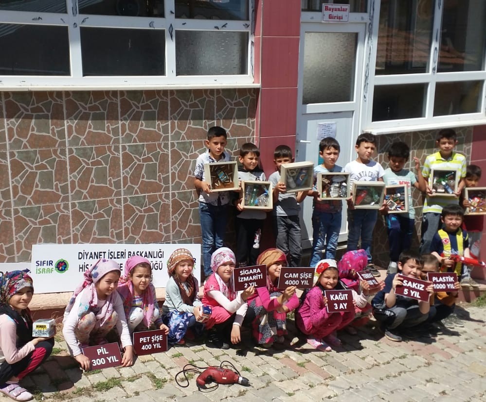 Köydeki Yaz Kur’an Kursunda sıfır atık projesine destek